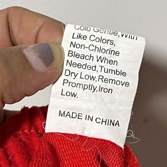 Romwe Men’s Red “Japan Tokyo City” Graphic Shorts Size S Casual Streetwear - Picture 6 of 11